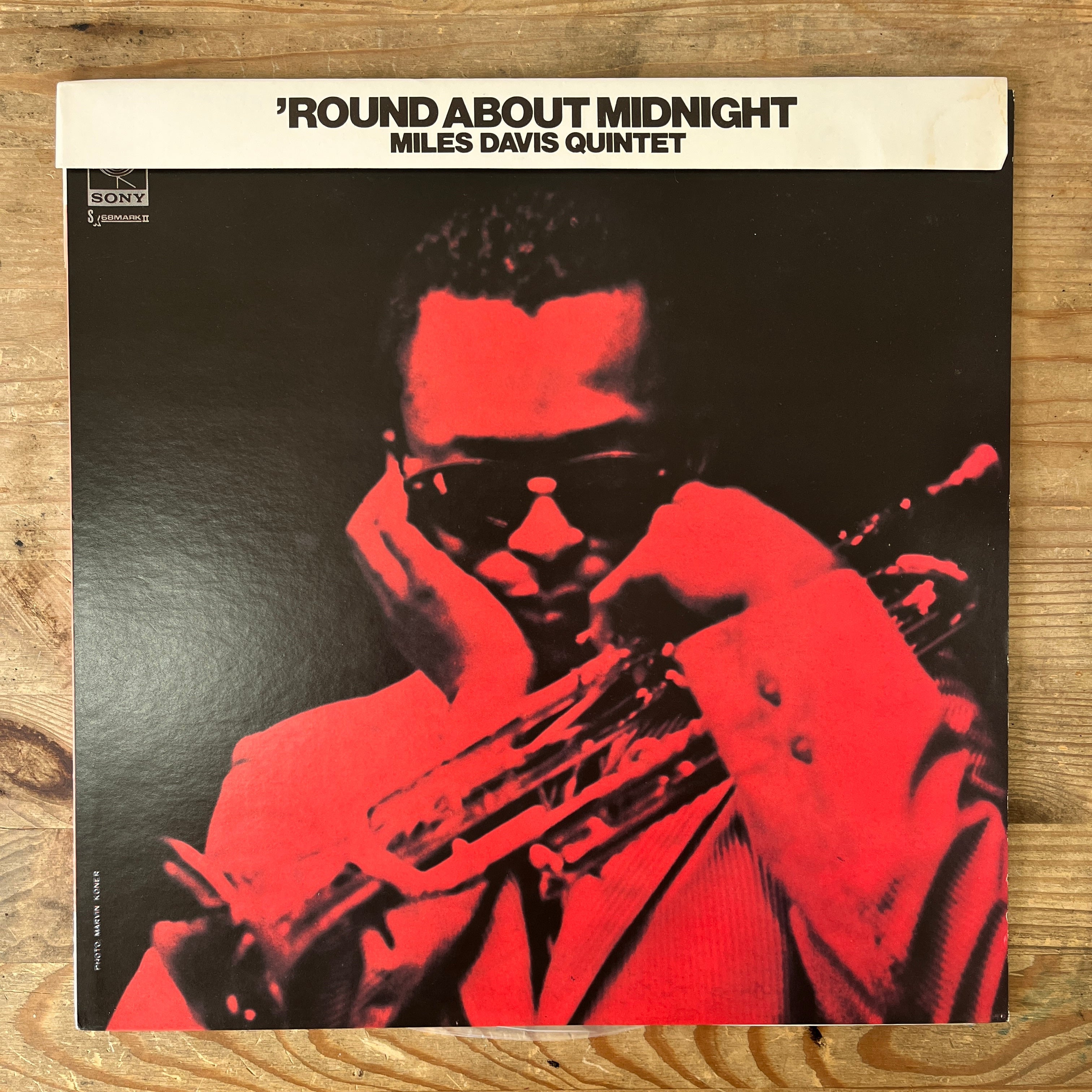 Miles Davis - Round About Midnight