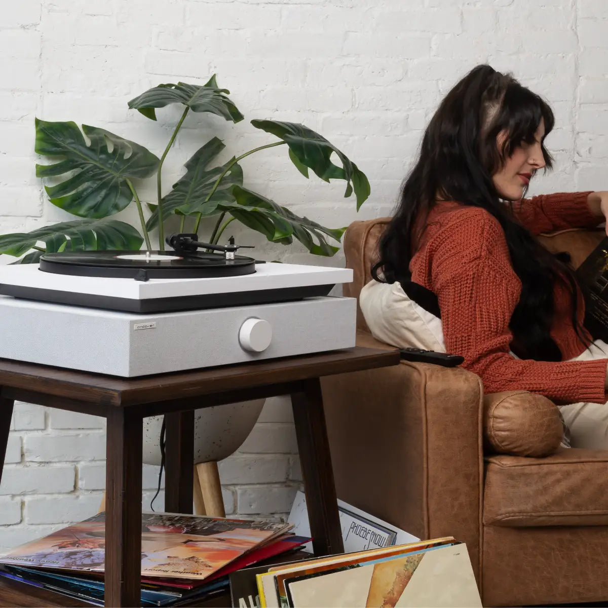 SpinBase 2 Powered Turntable Speaker